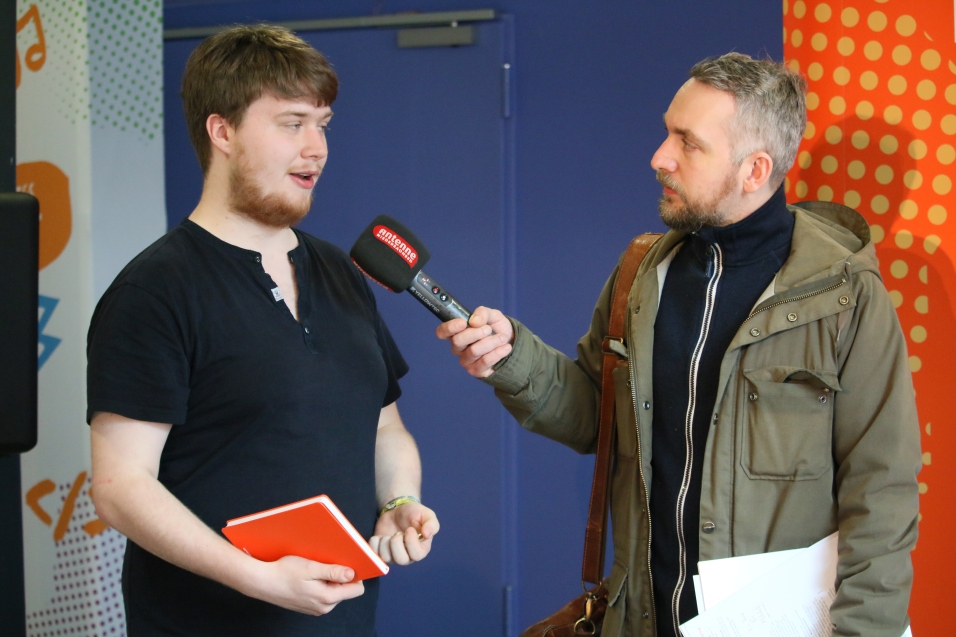 Adrian Schoell im Interview mit Antenne Niedersachsen